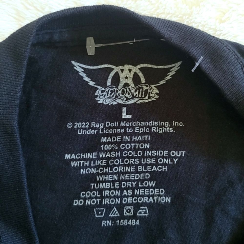 Aerosmith🎶 "Let Rock🎸 Rule World🌎 Tour 2014" Graphic Tee👕 - Picture 5 of 10